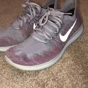 Women’s Nike Free Flyknit size:8.5